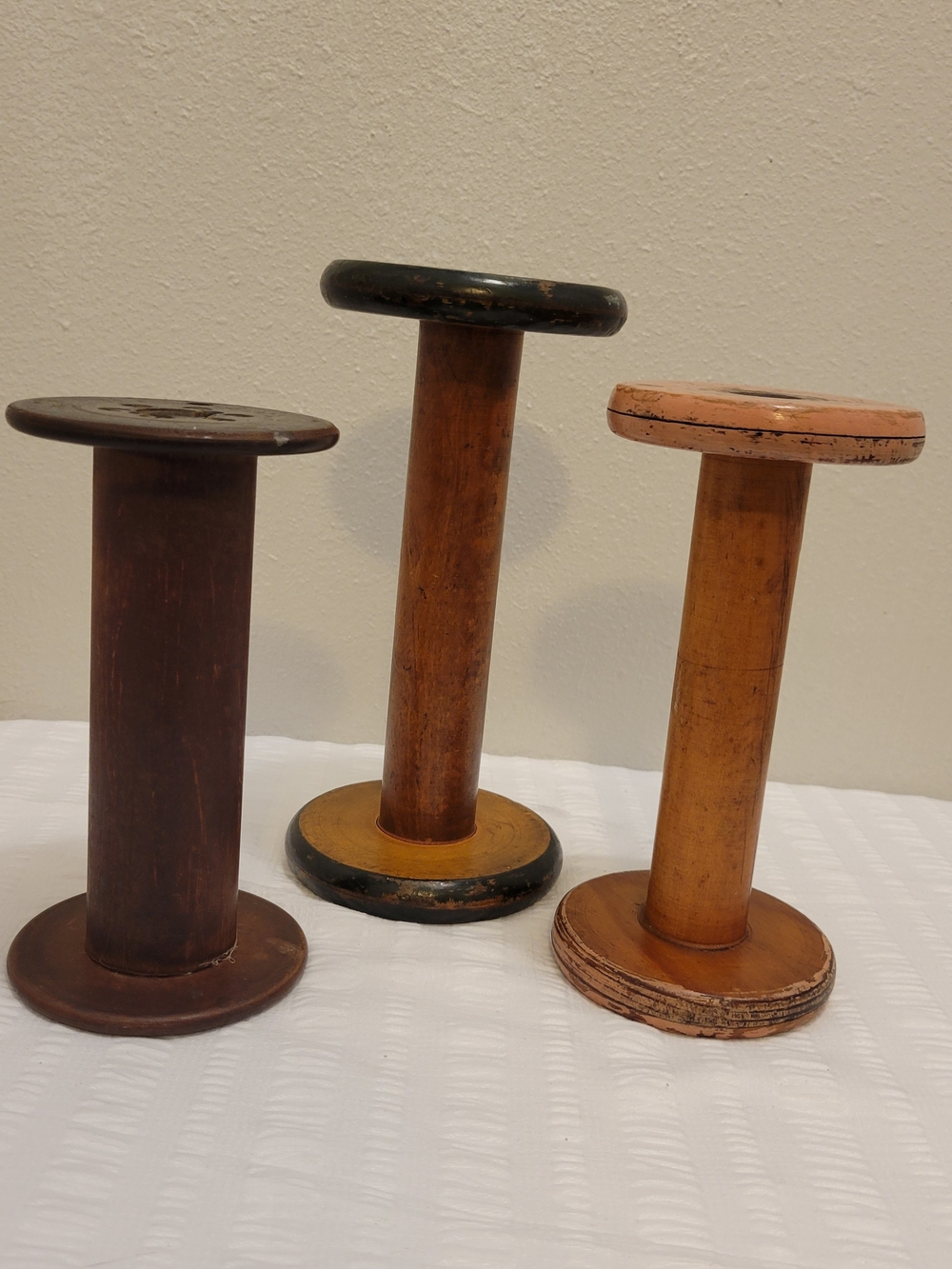 Vintage Wooden Spool Trio - Brown, Black & Natural Tones Industrial Wooden Texti
